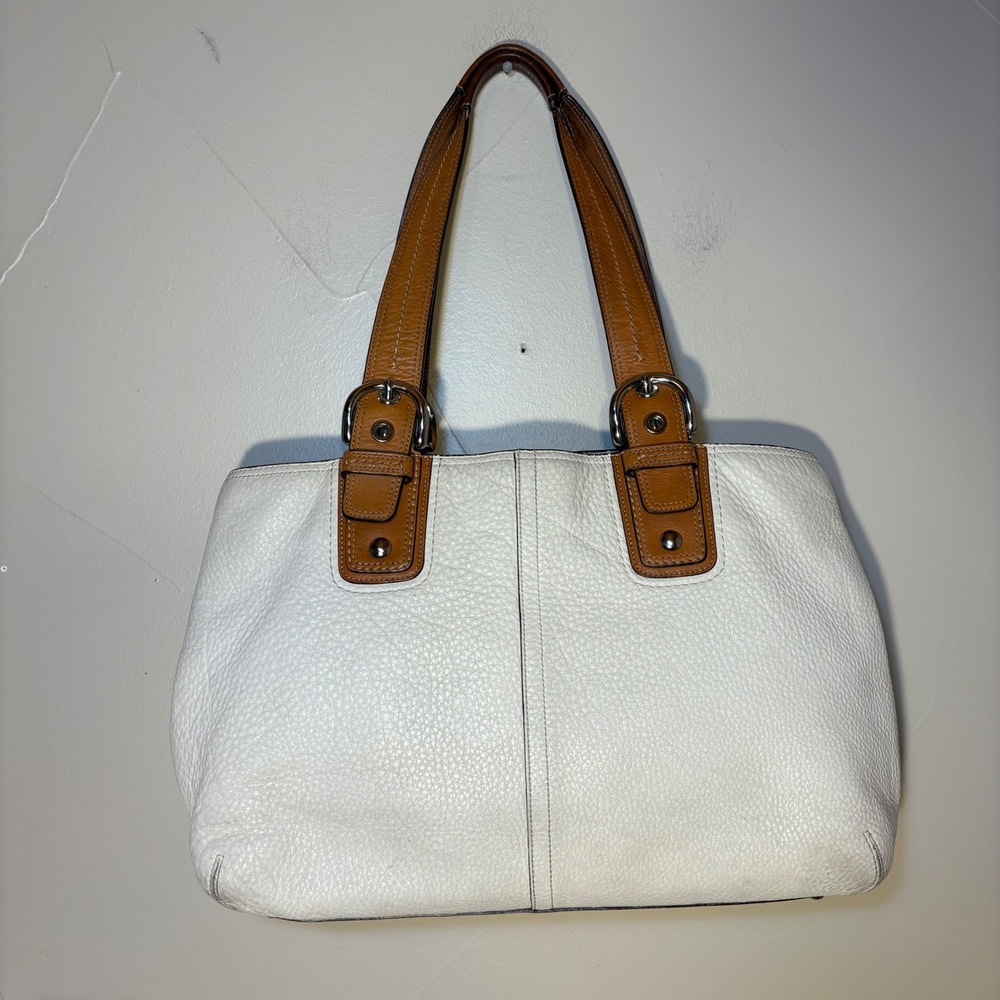 Coach White Pebbled Leather Soho Tote Bag Tan Buckle Shoulder Bag Large Purse‎